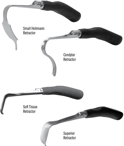 Knee Retractors with Easy Grip Handles